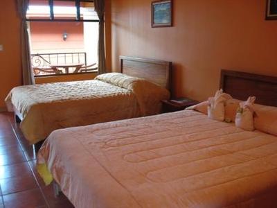 Costa Rica overnachting hotel accommodatie Djoser 