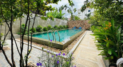 Holy Angkor, zwembad - Djoser