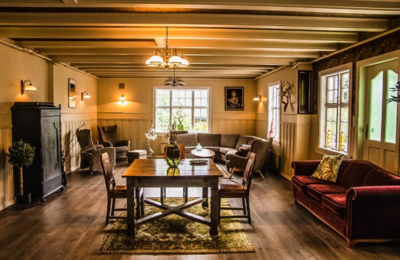 Valldal Fjord Lodge, lobby - Djoser